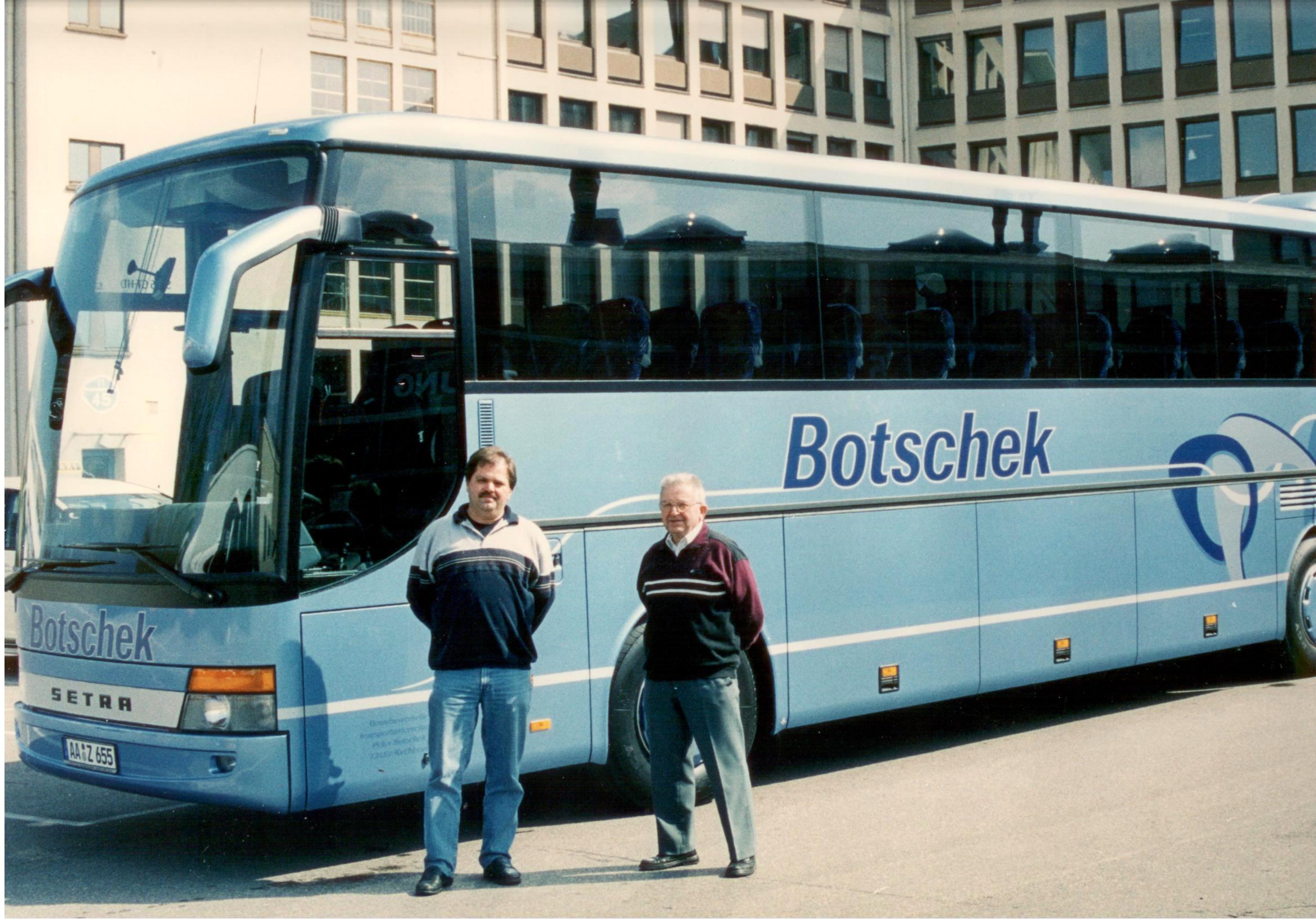 Busübergabe bei Setra